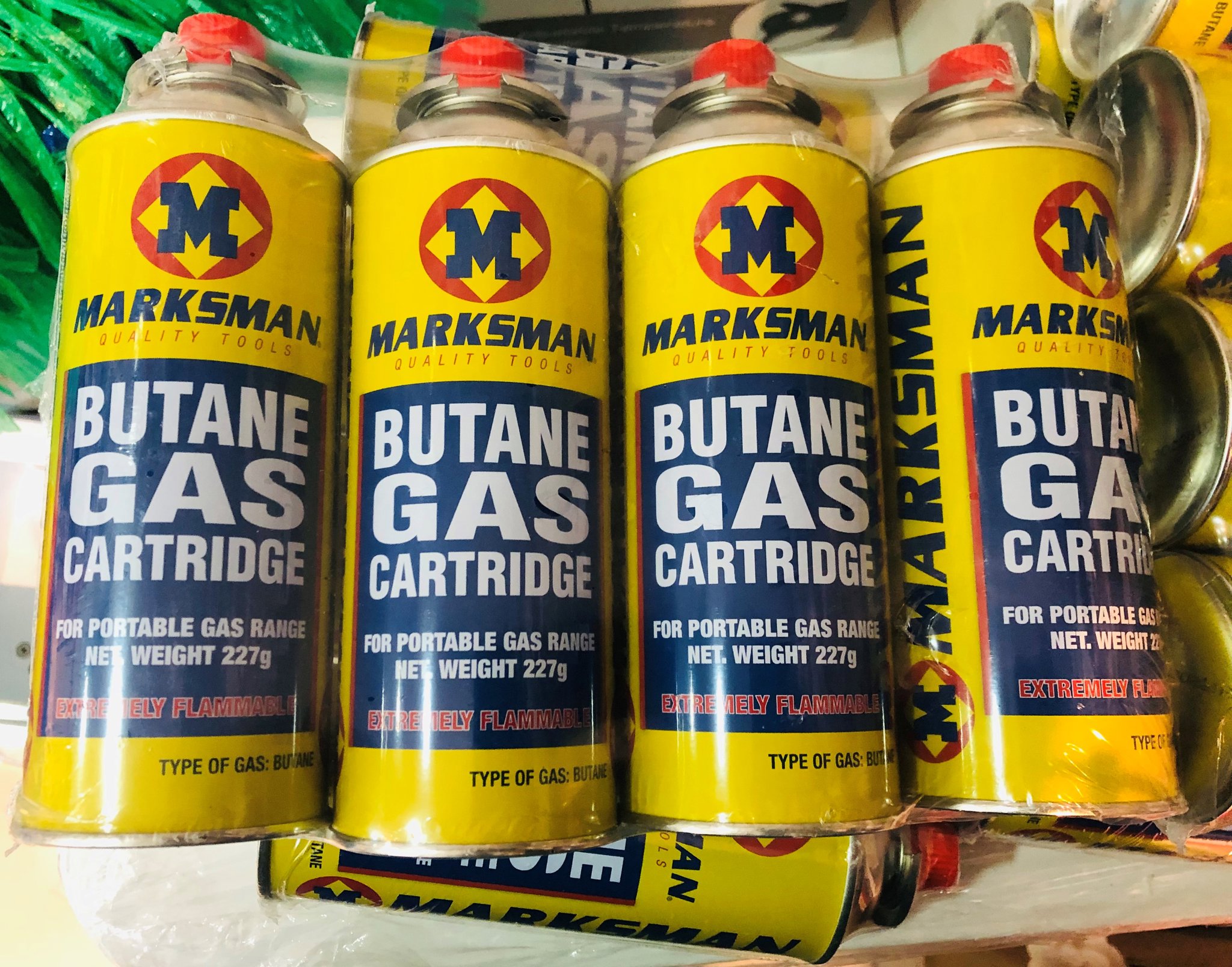 4 Butane Gas Bottles Cartridge